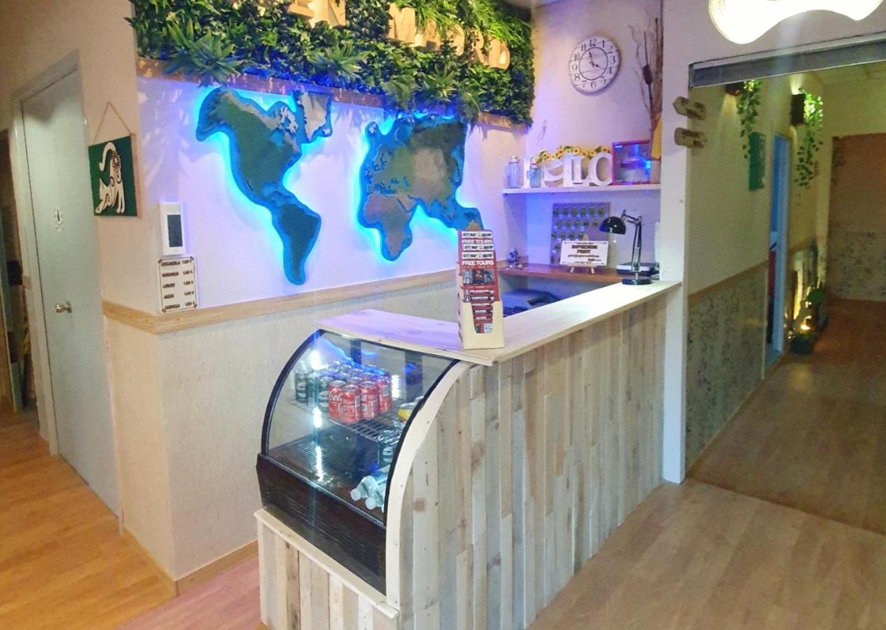 Green Hostel Madrid Gran Via 外观 照片